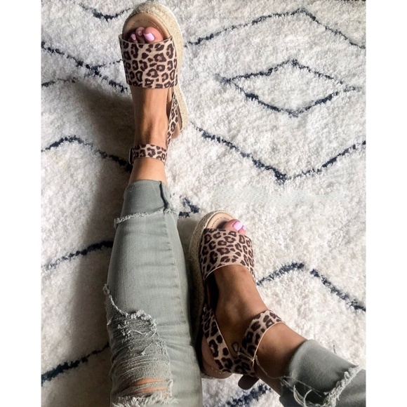 Last Size 8.5 🔥🖤 Leopard Open Toe Espadrille - Picture 3 of 8